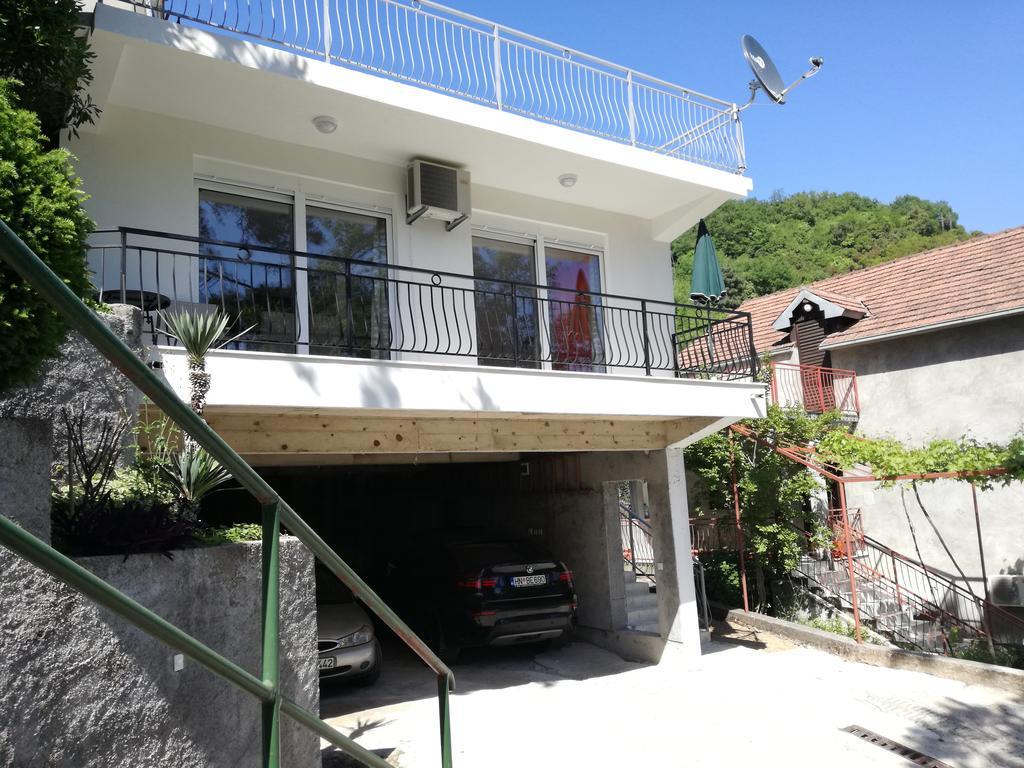 Apartman Zorica Lägenhet Herceg Novi Exteriör bild